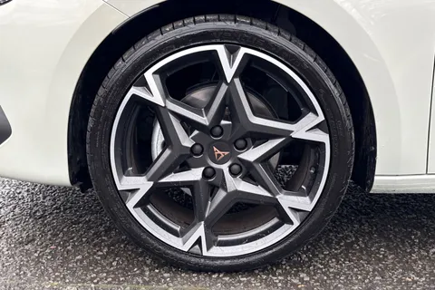 KP25VDL CUPRA Leon 1.5 eTSI V2 DSG Euro 6 (s/s) 5dr Thumbnail #10