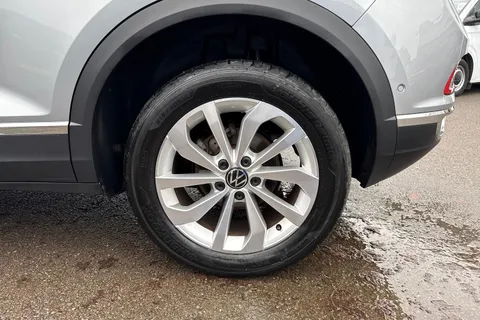 GK74DCV Volkswagen T-Roc 1.5 TSI Style 5dr DSG Thumbnail #11