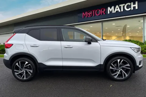 DA70GLV Volvo Xc40 2.0 B4 MHEV R-Design Pro Auto Euro 6 (s/s) 5dr Thumbnail #4