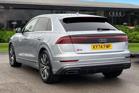 2 of 43 for Audi Q8 SUV S line 55 TFSI quattro 340 PS tiptronic