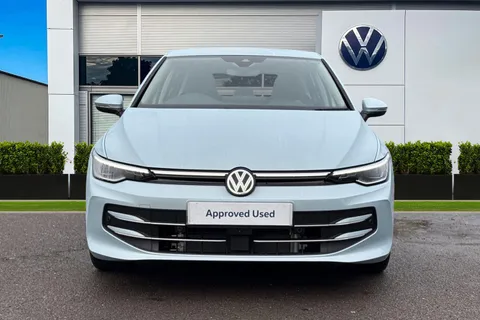 DK75YNN Volkswagen Golf 1.5 TSI 204 Style eHybrid 5dr DSG ⭐ 18' Catania alloy, Winter Pack, Area vi Thumbnail #7