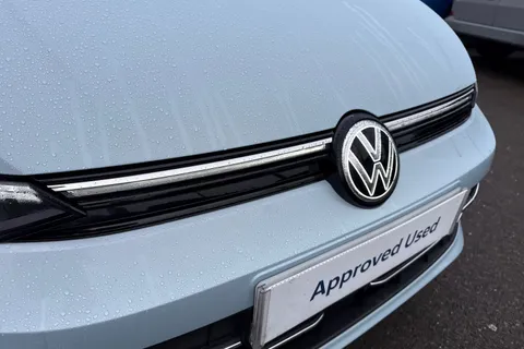 DK75YNN Volkswagen Golf 1.5 TSI 204 Style eHybrid 5dr DSG ⭐ 18' Catania alloy, Winter Pack, Area vi Thumbnail #26