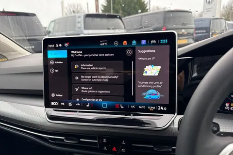 DK75YNN Volkswagen Golf 1.5 TSI 204 Style eHybrid 5dr DSG ⭐ 18' Catania alloy, Winter Pack, Area vi Thumbnail #51