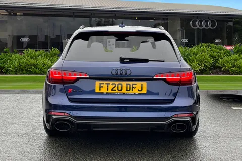 FT20DFJ Audi RS 4 Avant RS 4 Avant Carbon Black   450 PS tiptronic Thumbnail #4