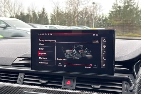 FT20DFJ Audi RS 4 Avant RS 4 Avant Carbon Black   450 PS tiptronic Thumbnail #34