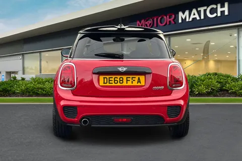 DE68FFA Mini Hatch 1.5 Cooper Euro 6 (s/s) 3dr Thumbnail #5