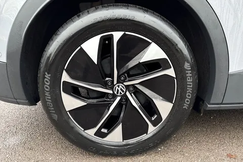 13 of 60 for Volkswagen ID.4 125kW Match Pure 52kWh ⭐Heat pump, Mode 2 (3-pin) mains charging cable⭐