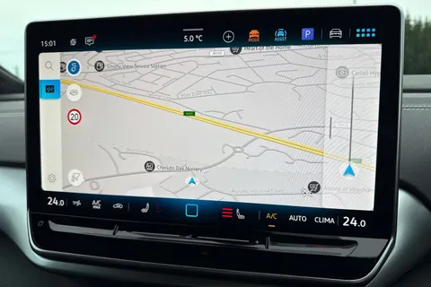 17 of 60 for Volkswagen ID.4 125kW Match Pure 52kWh ⭐Heat pump, Mode 2 (3-pin) mains charging cable⭐