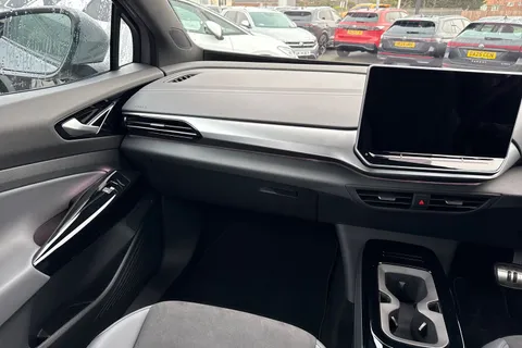 20 of 60 for Volkswagen ID.4 125kW Match Pure 52kWh ⭐Heat pump, Mode 2 (3-pin) mains charging cable⭐