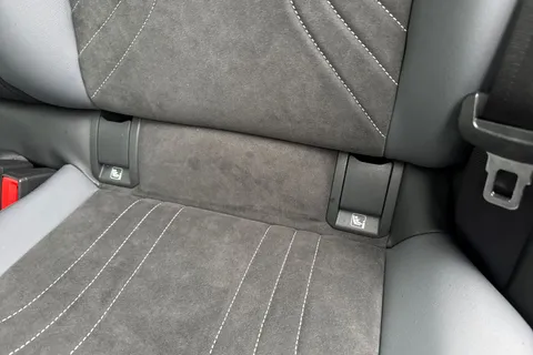 36 of 60 for Volkswagen ID.4 125kW Match Pure 52kWh ⭐Heat pump, Mode 2 (3-pin) mains charging cable⭐