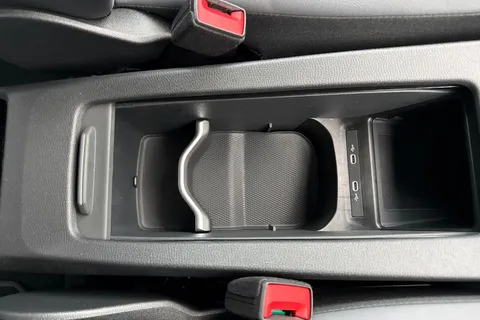 43 of 60 for Volkswagen ID.4 125kW Match Pure 52kWh ⭐Heat pump, Mode 2 (3-pin) mains charging cable⭐