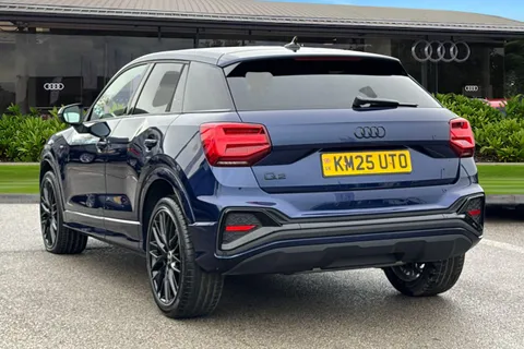 KM25UTO Audi Q2 Black Edition 35 TFSI 150 PS S tronic Thumbnail #3