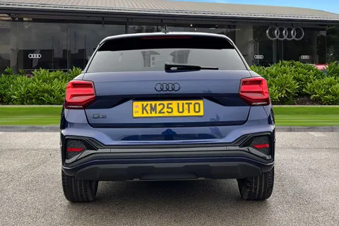 KM25UTO Audi Q2 Black Edition 35 TFSI 150 PS S tronic Thumbnail #5