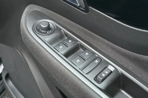 20 of 47 for Vauxhall Mokka X 1.4i Turbo Active Auto Euro 6 5dr