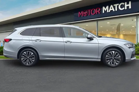 DF25BHE Škoda Superb 2.0 TDI SE Technology DSG Euro 6 (s/s) 5dr Thumbnail #4