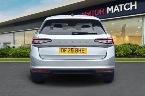DF25BHE Škoda Superb 2.0 TDI SE Technology DSG Euro 6 (s/s) 5dr Thumbnail #5