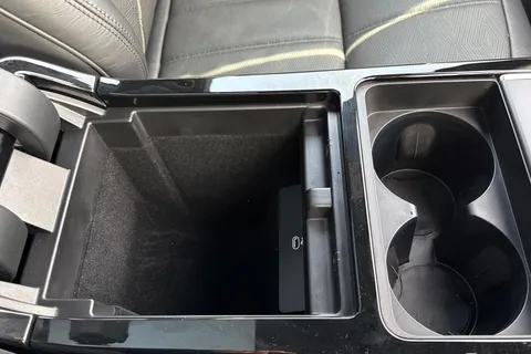 KT73NYL Land Rover Range Rover Evoque 1.5 P300e Dynamic HSE 5dr Thumbnail #45