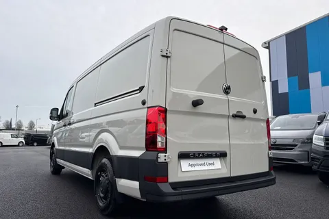 DC75LVO Volkswagen Crafter CR35 Panel van Commerce Plus MWB 140 PS 2.0 TDI 6sp Man FWD - LED's/Camera/ Thumbnail #8