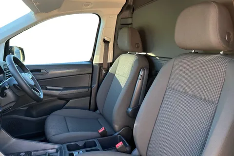 DF75ZTN Volkswagen Caddy C20 Cargo Commerce Pro SWB 122 PS 2.0 TDI 7sp DSG - Nav Thumbnail #16