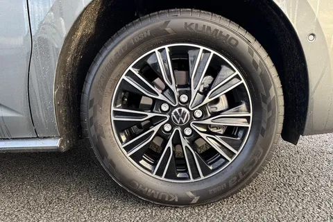 9 of 61 for Volkswagen California Coast T7 SWB 150 PS DSG - New Shape / Delivery Mileage