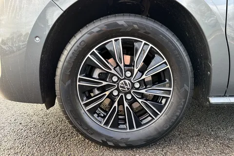 12 of 61 for Volkswagen California Coast T7 SWB 150 PS DSG - New Shape / Delivery Mileage