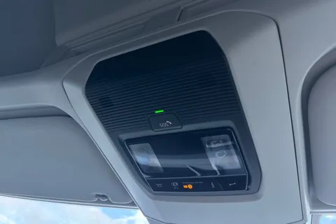 DG25EFV Volkswagen Crafter 2.0 TDI 140PS Commerce High Roof Van Thumbnail #45