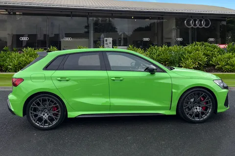 Audi RS 3 2.5 TFSI Carbon Black Sportback S Tronic quattro Euro 6 (s/s) 5dr Thumbnail #4