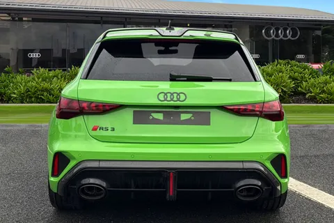 Audi RS 3 2.5 TFSI Carbon Black Sportback S Tronic quattro Euro 6 (s/s) 5dr Thumbnail #5