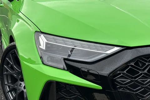 Audi RS 3 2.5 TFSI Carbon Black Sportback S Tronic quattro Euro 6 (s/s) 5dr Thumbnail #9