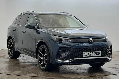 DK25ZKP Volkswagen Tiguan 2.0 TDI R-Line 5dr DSG Thumbnail #1