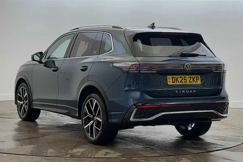 DK25ZKP Volkswagen Tiguan 2.0 TDI R-Line 5dr DSG Thumbnail #3