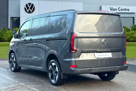 PF75AUV Volkswagen Transporter 2.0 TDI 170 Commerce Pro Van Auto Thumbnail #2
