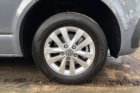 PJ74NXP Volkswagen Transporter 2.0 TDI 110 Highline Van Thumbnail #6