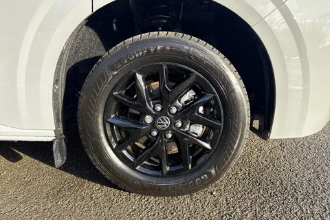 PJ75YDH Volkswagen Transporter 2.0 TDI 110 Commerce Pro Van Thumbnail #6