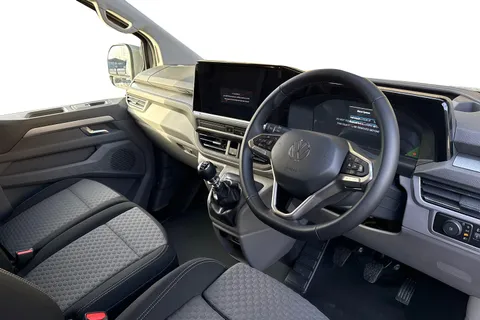 PJ75YDH Volkswagen Transporter 2.0 TDI 110 Commerce Pro Van Thumbnail #7