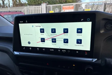 PF75AUV Volkswagen Transporter 2.0 TDI 170 Commerce Pro Van Auto Thumbnail #11