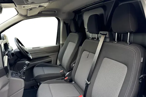 PJ75ELV Volkswagen Transporter 2.0 TDI 110 Commerce Pro Van Thumbnail #10