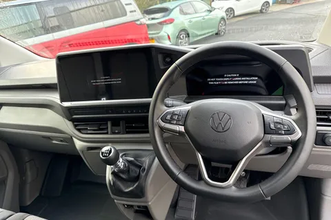 PJ75ELV Volkswagen Transporter 2.0 TDI 110 Commerce Pro Van Thumbnail #12