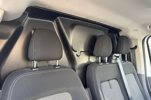 PN25OXZ Volkswagen Transporter 2.0 TDI 150 Commerce Plus Van Thumbnail #20