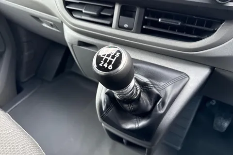 PJ75ELV Volkswagen Transporter 2.0 TDI 110 Commerce Pro Van Thumbnail #19