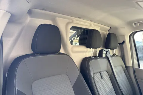 PJ75YDH Volkswagen Transporter 2.0 TDI 110 Commerce Pro Van Thumbnail #20