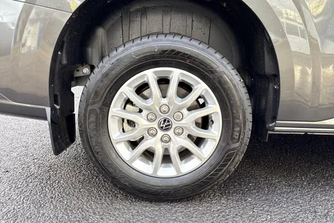 PJ75ELV Volkswagen Transporter 2.0 TDI 110 Commerce Pro Van Thumbnail #21