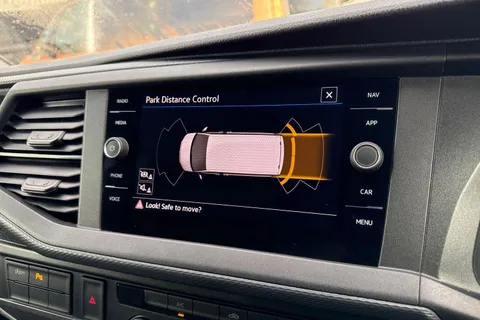 PJ74NXP Volkswagen Transporter 2.0 TDI 110 Highline Van Thumbnail #31