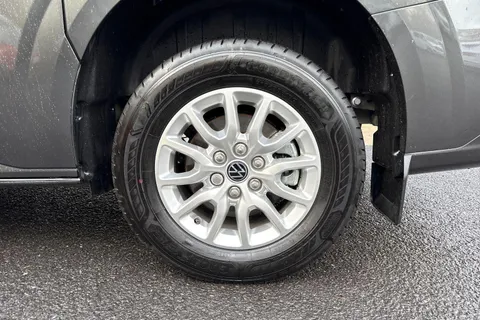 PJ75ELV Volkswagen Transporter 2.0 TDI 110 Commerce Pro Van Thumbnail #22
