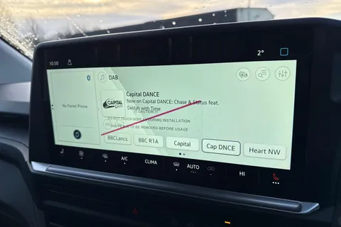 PF75AUV Volkswagen Transporter 2.0 TDI 170 Commerce Pro Van Auto Thumbnail #31