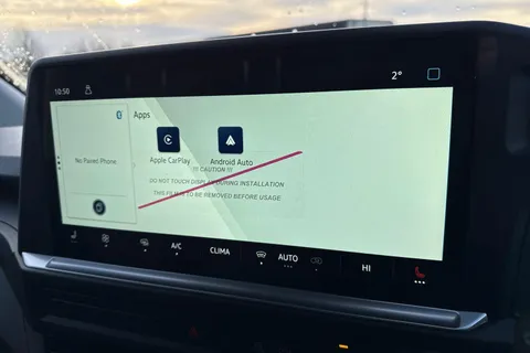 PF75AUV Volkswagen Transporter 2.0 TDI 170 Commerce Pro Van Auto Thumbnail #33