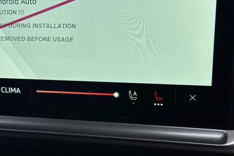 PJ75WBV Volkswagen Transporter 2.0 TDI 110 Commerce Pro Van Thumbnail #34