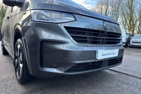 PF75AUV Volkswagen Transporter 2.0 TDI 170 Commerce Pro Van Auto Thumbnail #36