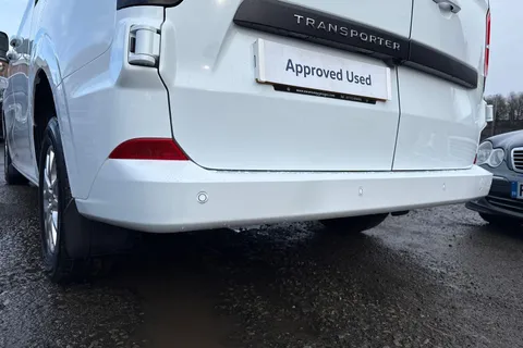 PJ75WBV Volkswagen Transporter 2.0 TDI 110 Commerce Pro Van Thumbnail #36