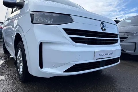 PJ75WBV Volkswagen Transporter 2.0 TDI 110 Commerce Pro Van Thumbnail #41